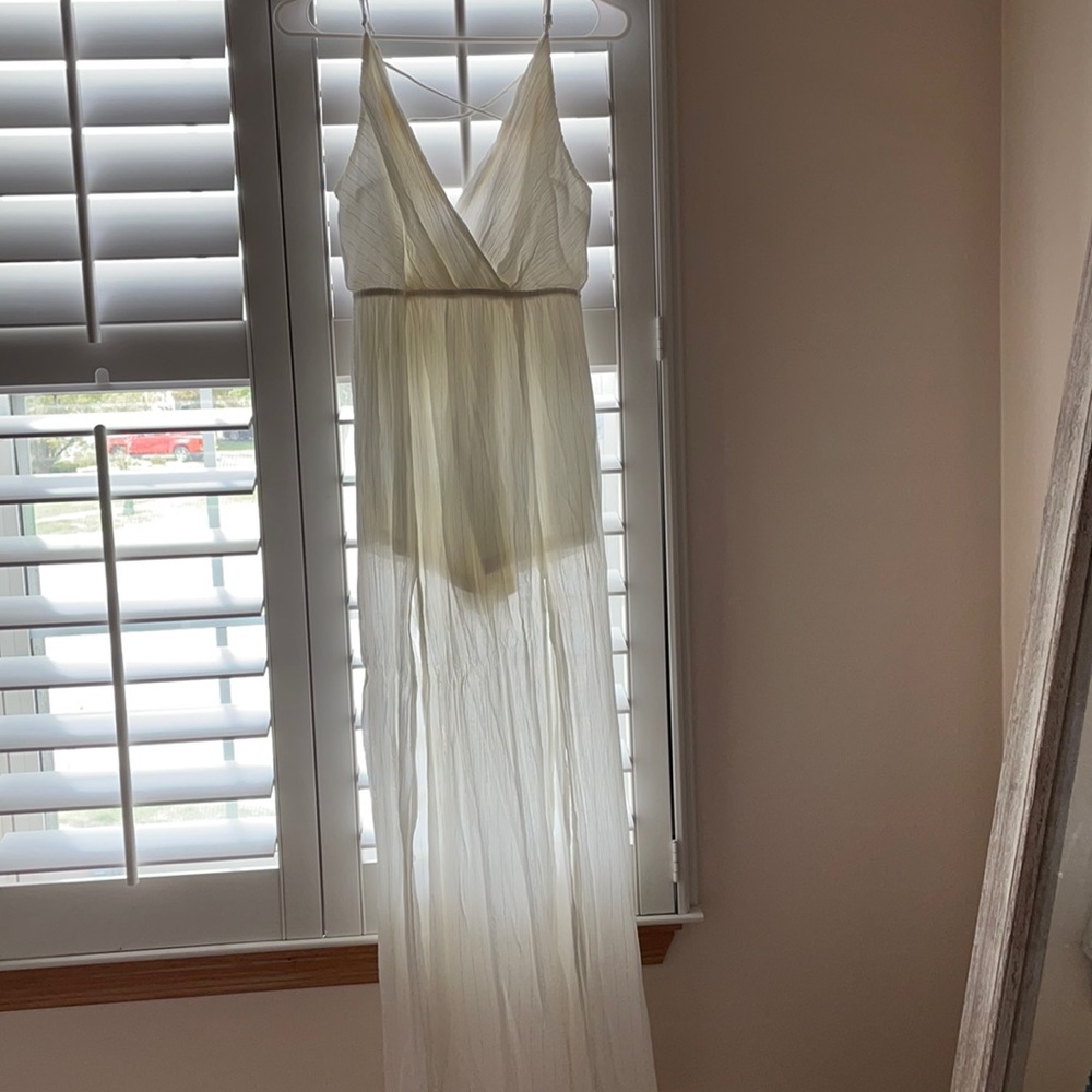 Long white maxi dress with glitter hint